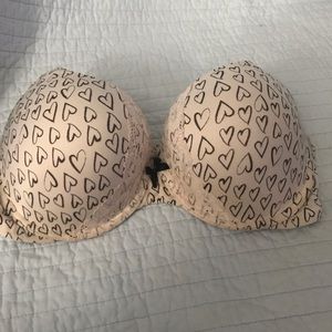 Victoria's Secret Intimates & Sleepwear - (Body) Victoria’s Secret bra 38D Victoria's Secret Intimates & Sleepwear - (Body) Victoria’s Secret bra 38D